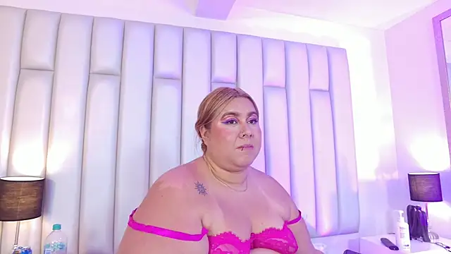 aandreaperez Chat XXX live