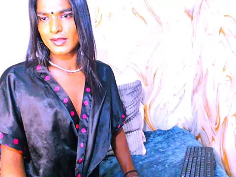 Вебкам-шоу spicybarbie