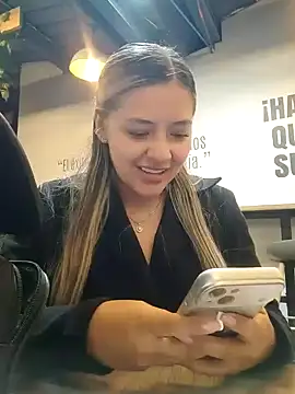 alana_69 现场XXX聊天