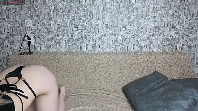 Honeyhook Adlı Modelin Canlı XXX Sohbeti