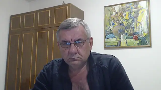 machomale3: διαδικτυακό σόου στην κάμερα