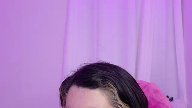 XXX chat uživo modela Sachi_Meow