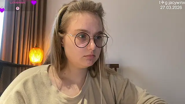 JacyWinslat Chat XXX in diretta