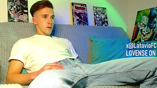 Midnighter_ Adlı Modelin Canlı XXX Sohbeti