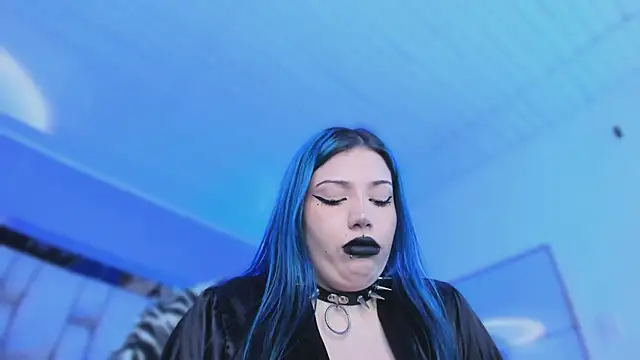 Živý XXX chat revenmiller_