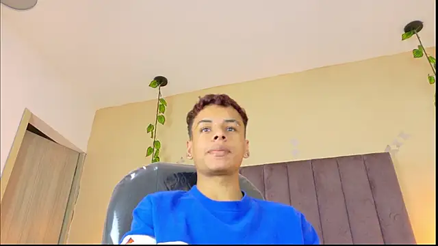 Chat XXX en directo de Xavier_Fox___