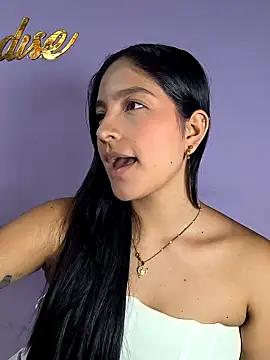 Chat +18 de SofiCastro09_ ao vivo