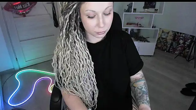 HoneySallyMoore Chat XXX live