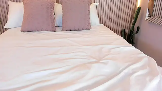 GeorginaReyes Adlı Modelin Canlı XXX Sohbeti