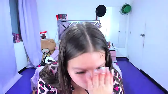 Luna_Analya: απευθείας συνομιλία ΧΧΧ