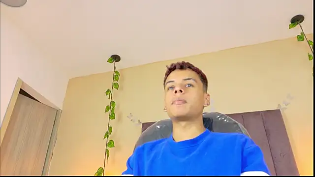 Xavier_Fox___'s Live XXX Chat