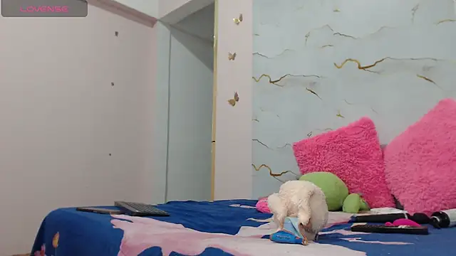 แชท XXX สดของ MeganColins1