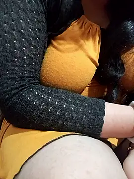 Moaa_llTa-stIcc941 Chat XXX in diretta