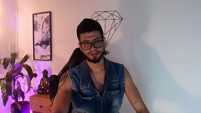 Colby_brown03 Adlı Modelin Web Kamerası Şovu