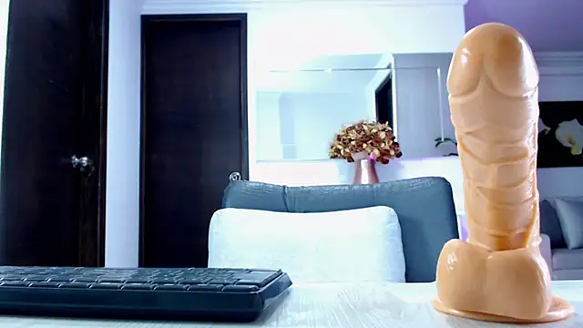 Juliet_johnsom Chat XXX in diretta