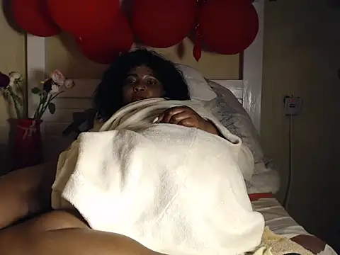 aisha78: вебкам-шоу