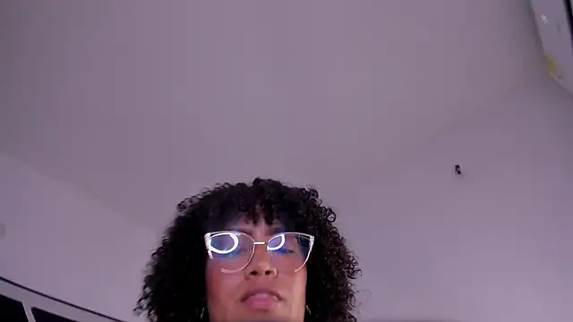 Chat XXX en directo de marcyasm