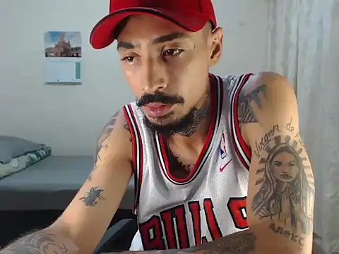 emiliano_hottt 라이브 XXX 채팅