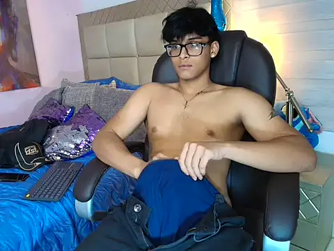 mathias_oberlin Chat XXX live