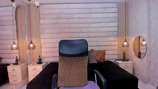 Chat +18 de VictoriaaBlair ao vivo