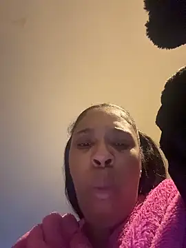 YeahhhitsBreezy Show in webcam