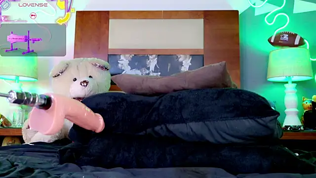 ashley_19xx Show in webcam