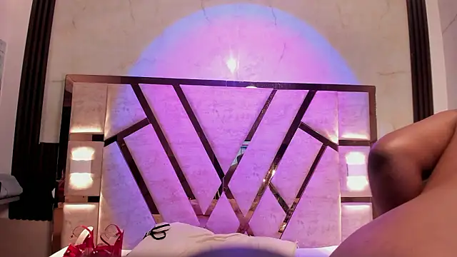 Show de Athenea_Mills na webcam