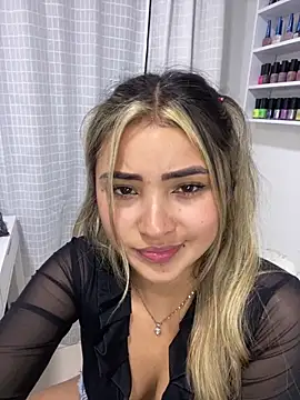 sweetlove- Live XXX Chat