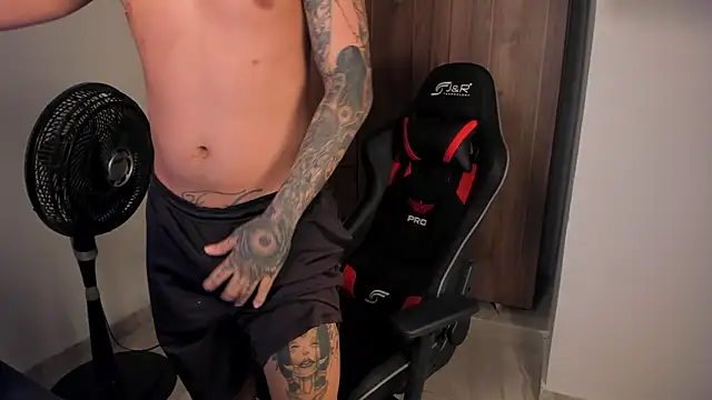 Chatroom XXX en direct de Jake_simons