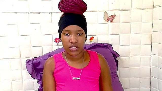 EroticSexyPrada's Live XXX Chat