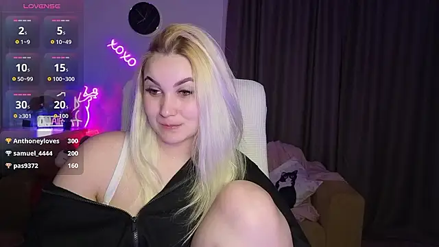 adrelaxinan Live XXX chat