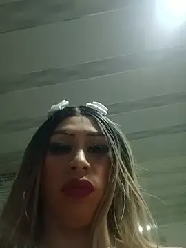 kattaleya993 Adlı Modelin Canlı XXX Sohbeti