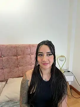 EmmyEvans1 Chat XXX live