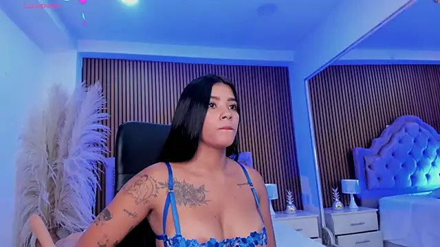 SelenaStonne's Live XXX Chat