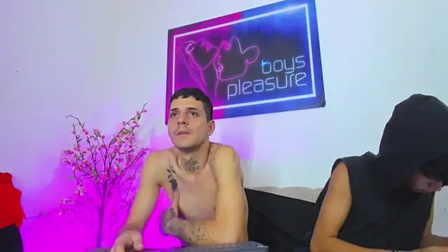 Pleasure_boys_hot Webcam Show