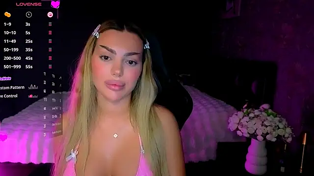 Ayla__Demir 现场XXX聊天