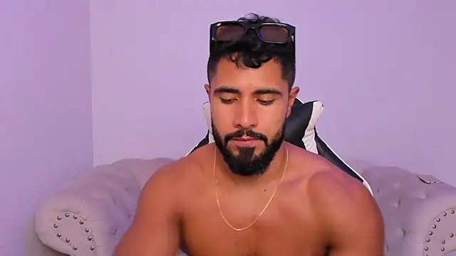 Santiago_huntt's Live XXX Chat