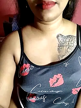 Sexy-Monikaa Chat XXX live