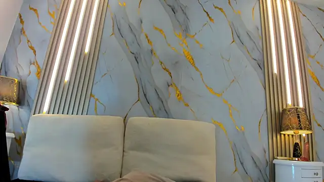 Tiifany_Baker 即時 XXX 聊天