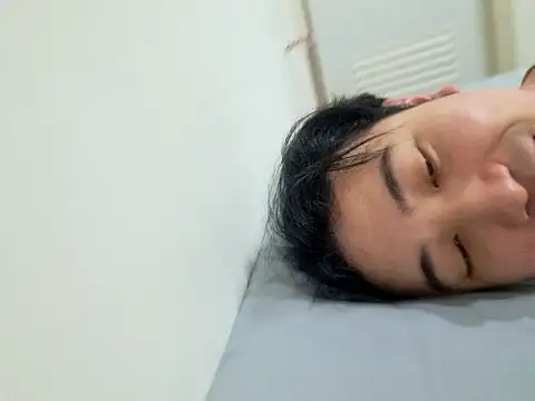 AJIJI1010 在線直播表演