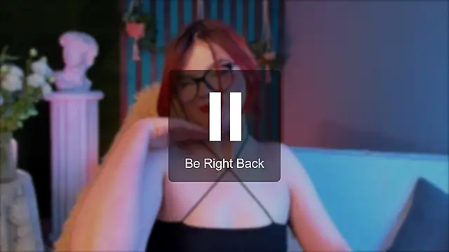 EllieFoxy 即時 XXX 聊天