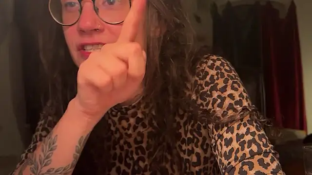 nyxo_ 现场XXX聊天