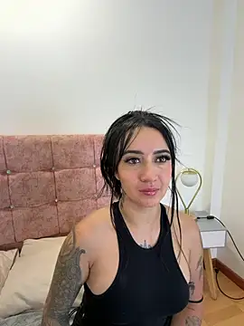 EmmyEvans1: онлайн-секс-чат