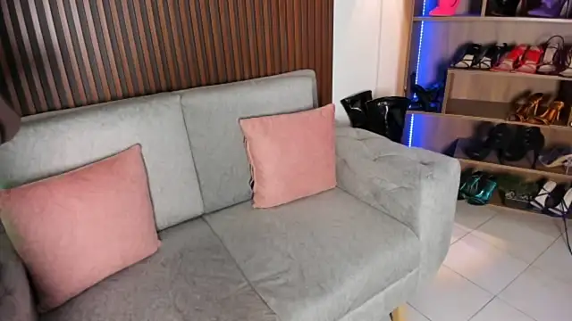 lanna_ox élő XXX-chatje