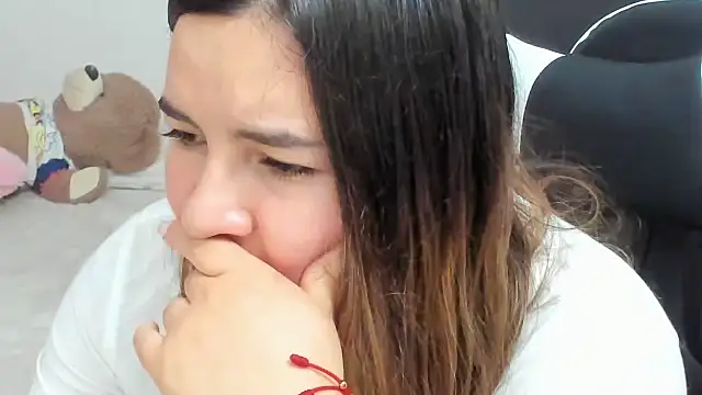 __Emma__11__Lecat_: онлайн-секс-чат