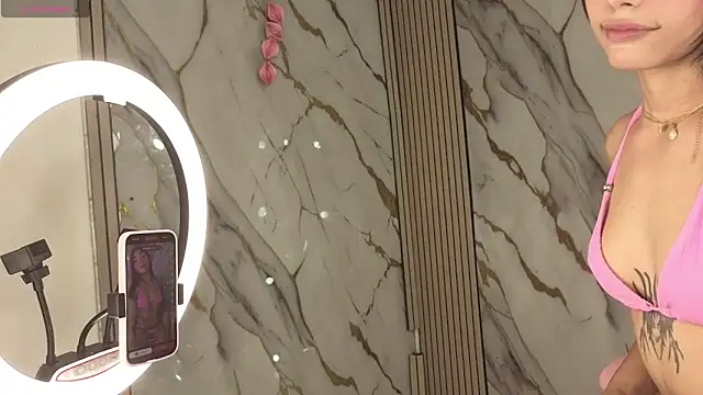 sophia_willliamss 现场XXX聊天