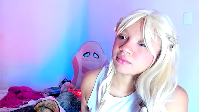 Emily_Coper18's Live XXX Chat