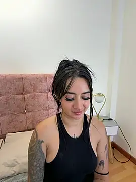 Chat XXX en directo de EmmyEvans1