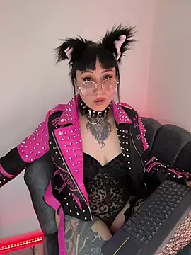 Chat XXX ao vivo de Ravenna666_