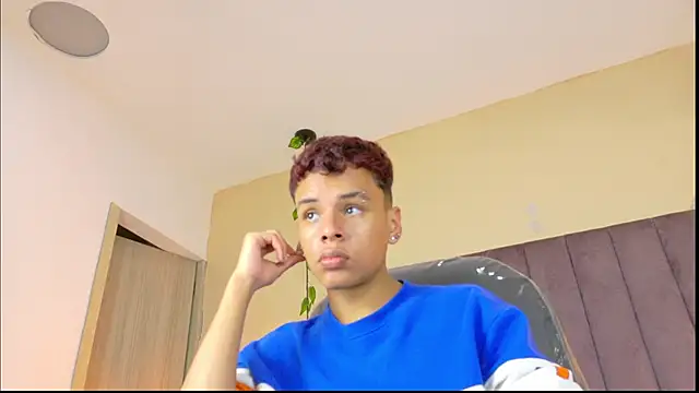 Xavier_Fox___ – Naživo XXX chat